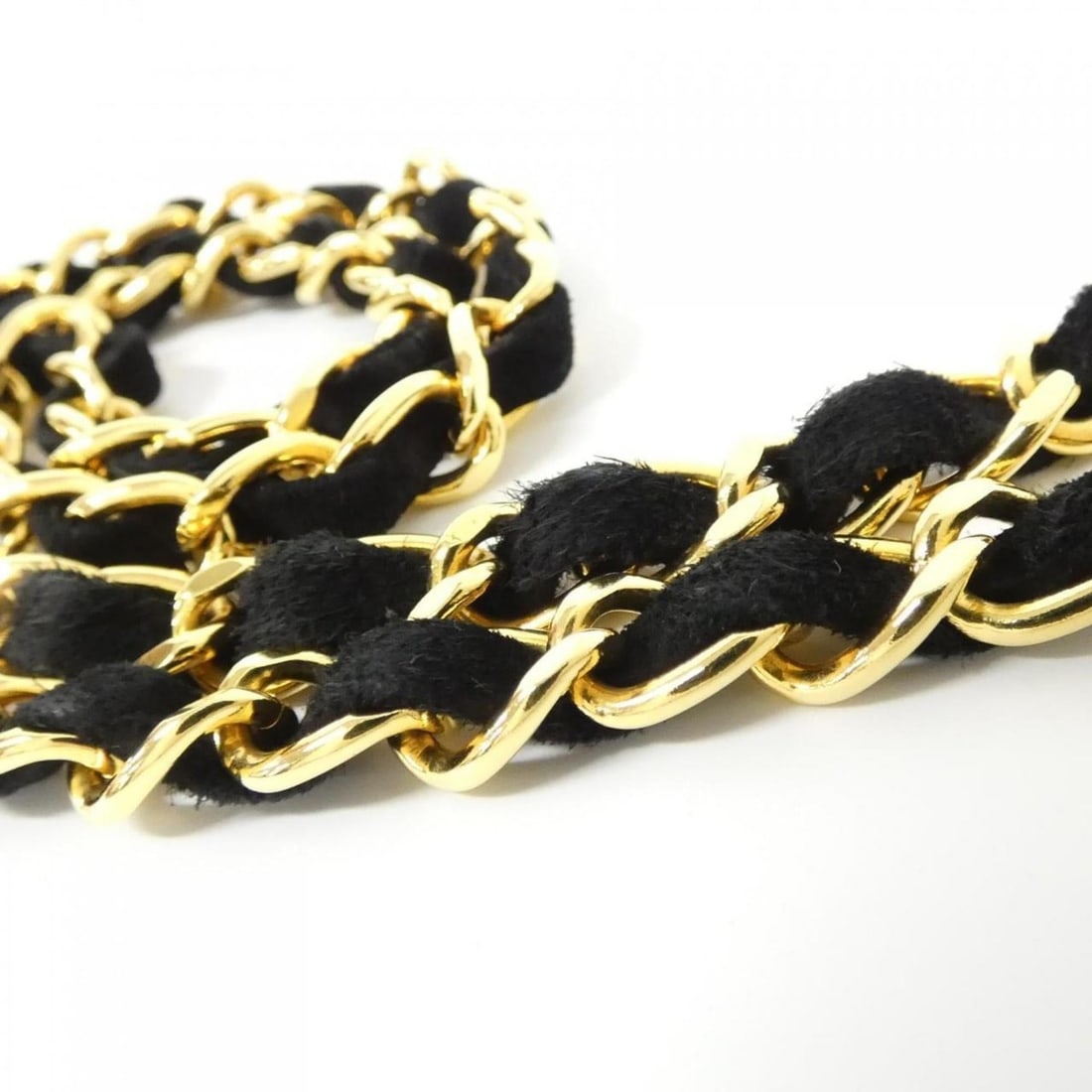 Chanel shoulder bag - 4