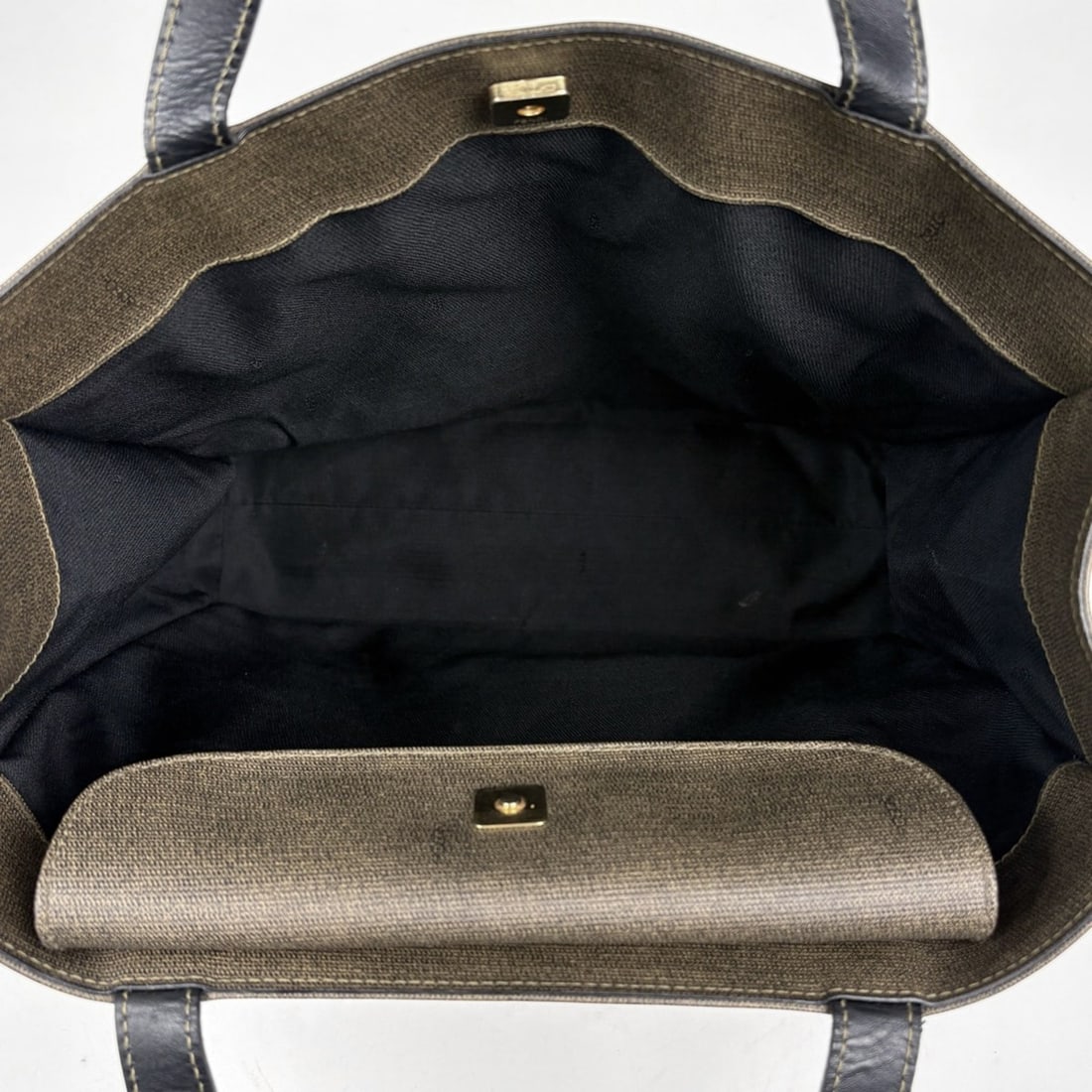 Chanel 07829 handbag - 8