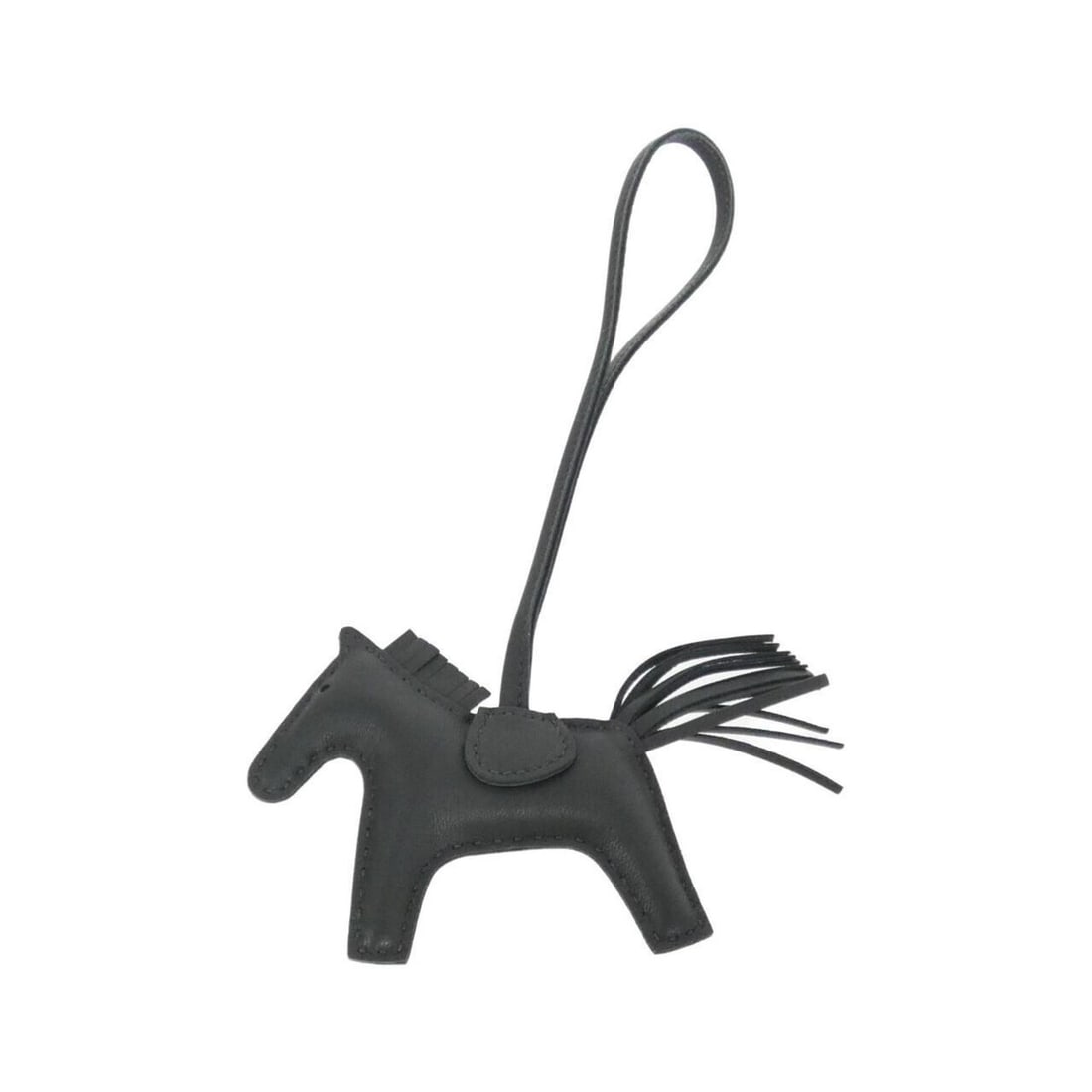 Hermes Hermès Rodeo Accessories Handbag Charm PM 064929CA: --- Catalog ---Category: SizeChain Length: 360.00mm / 14.17''Size (HxWxD): 75.00mm x 85.00mm / 2.95'' x 3.35''Category: DesignType: Handbag charmColor: BlackGender: Women,MenMaterial: Agneau MiloCateg