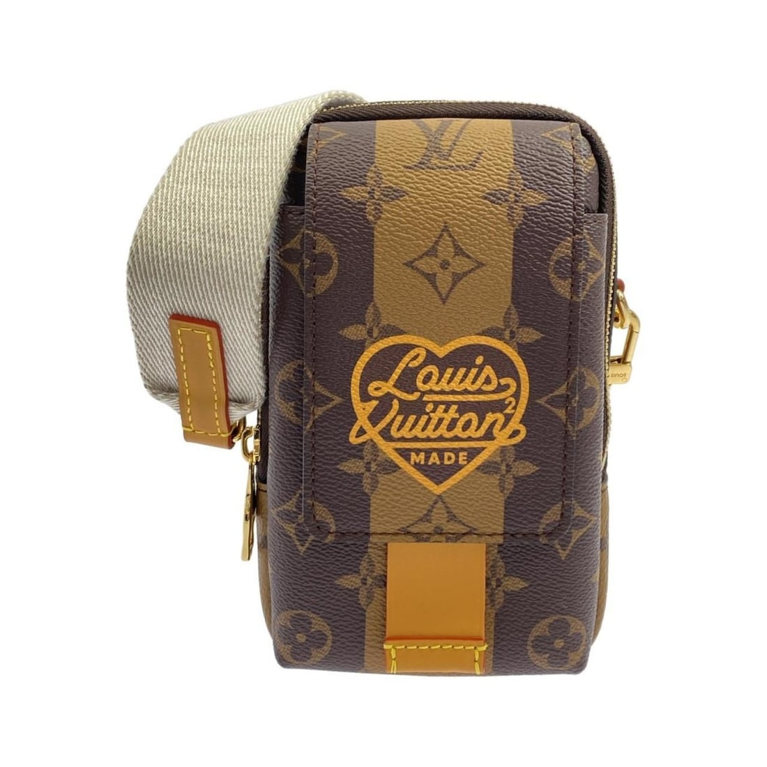 Louis Vuitton Monogram Stripe (LV Squared) Double Phone Handbag Pouch M81005 Shoulder Bag: --- Catalog ---Category: SizeSize (HxWxD): 18cm x 11cm x 5cm / 7.08'' x 4.33'' x 1.96''Category: DesignType: Handbag, Shoulder bagColor: BrownGender: Women,MenMaterial: Coated canvas Category: General