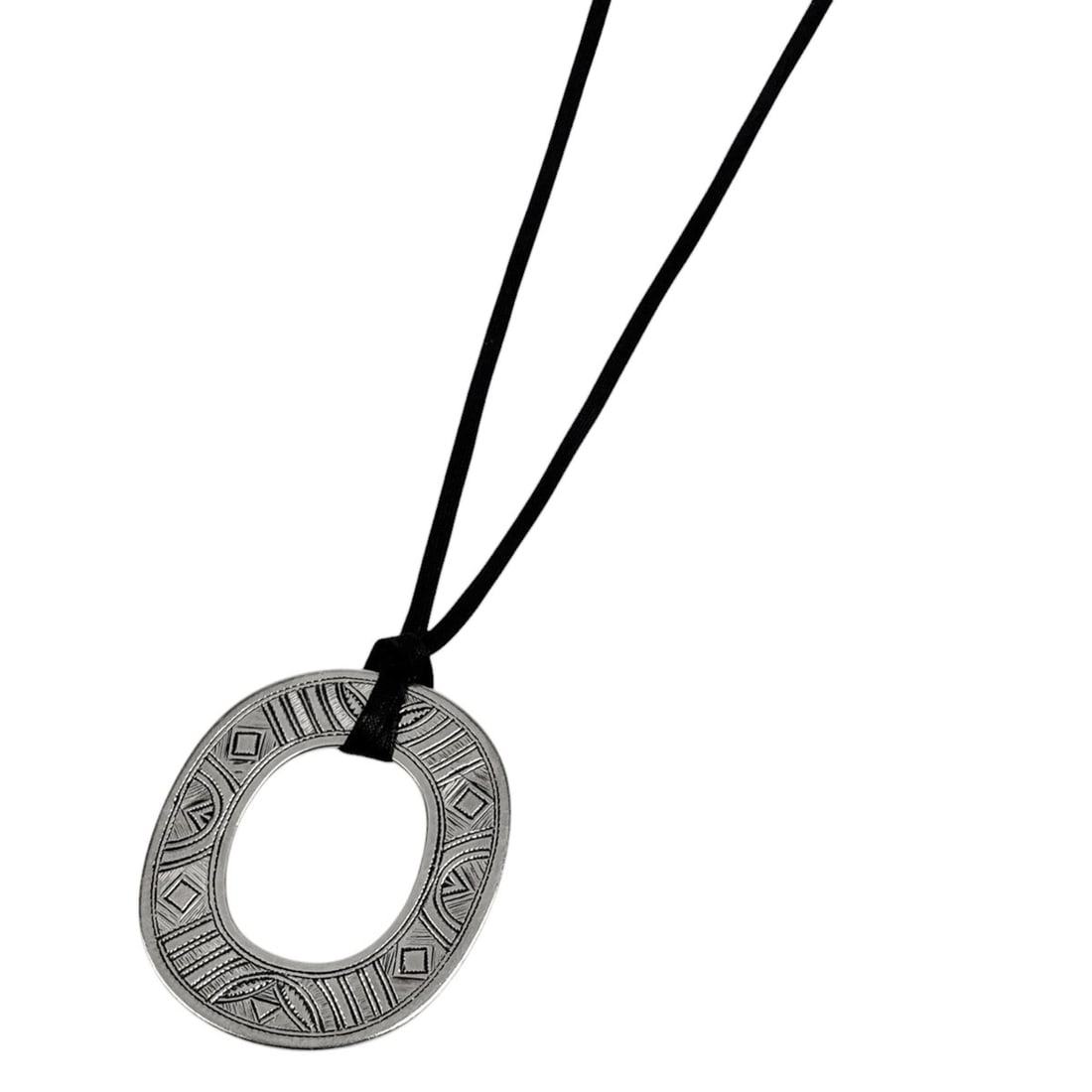 Hermes Hermès Touareg Necklace, 925 Sterling Silver, Women's: --- Catalog ---Category: SizePendant Size: 8.5mm x 7.3mm / 0.33'' x 0.28''Neck Circumference: 18 cm - 36 cm / 7.08'' - 14.17''Category: DesignColor: SilverGender: WomenMaterial: Silver 925Necklace