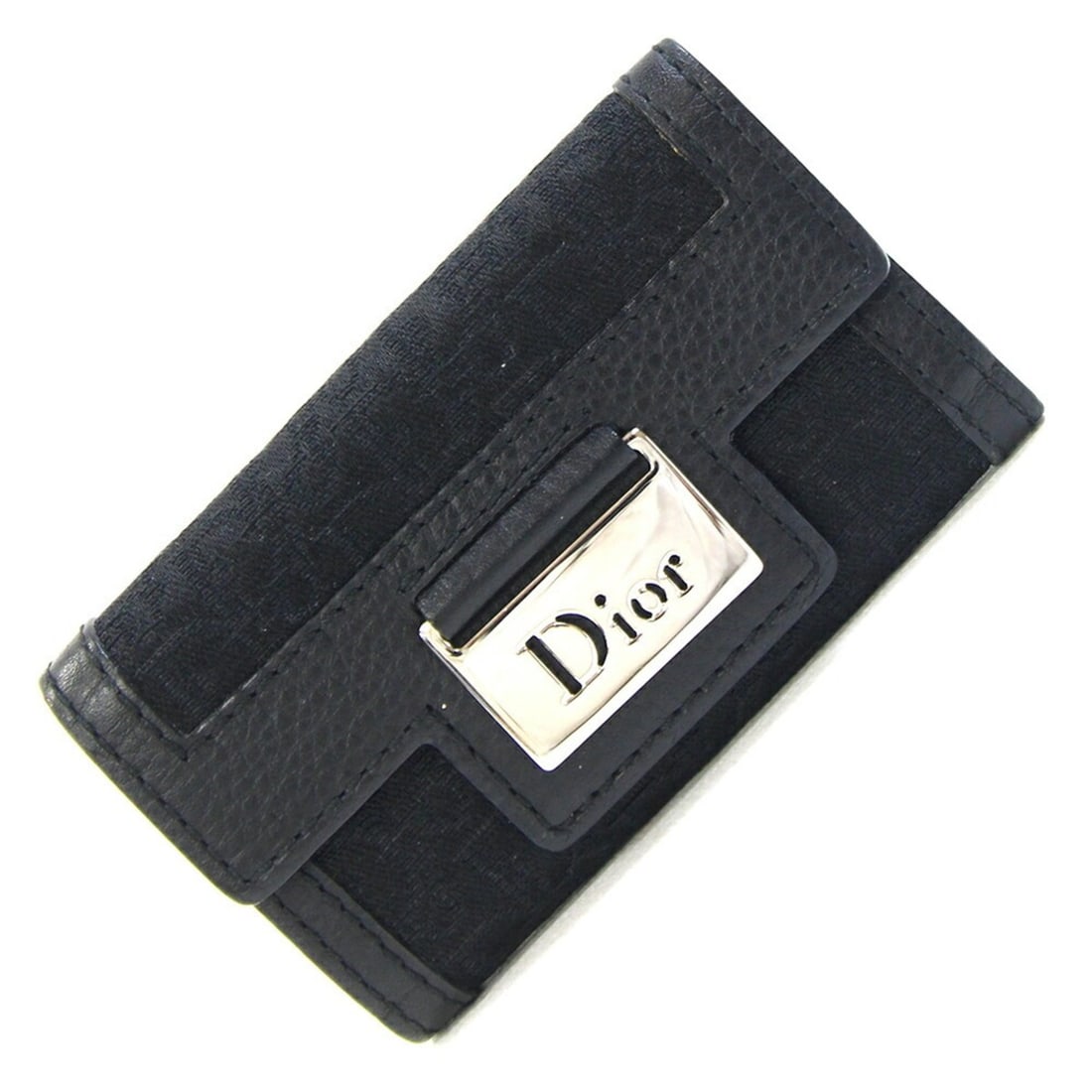 Christian Dior Dior Trotter 6-Key Case, Black Canvas and Leather, Women's,: --- Catalog ---Category: DesignType: KeycaseColor: BlackGender: WomenMaterial: Canvas , Leather Category: GeneralBrand: Christian DiorCategory: Physical PropertiesSize (HxWxD): 6cm x 10.5cm x 1cm / 2.