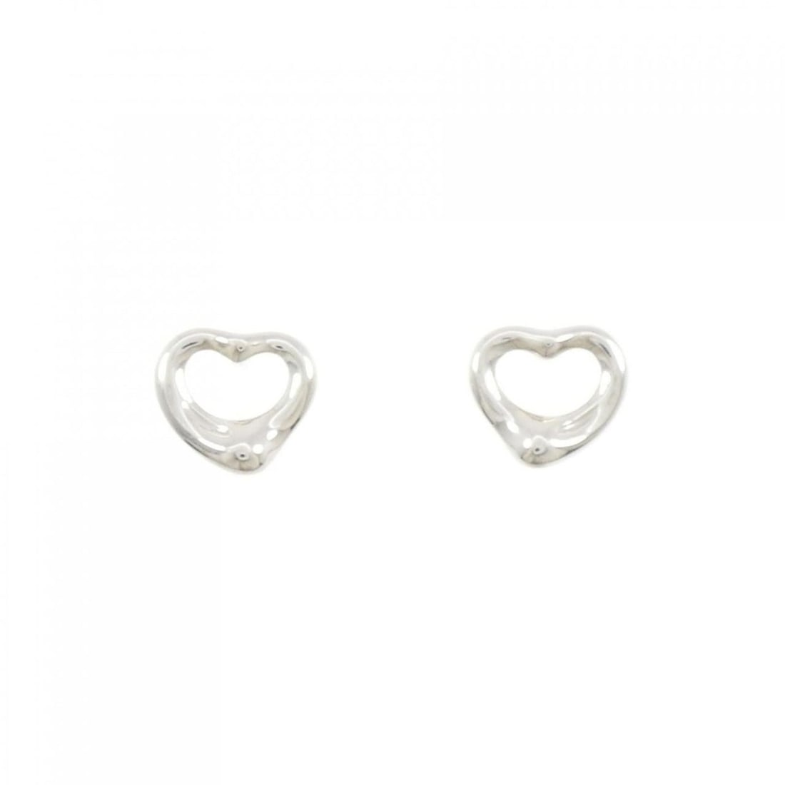 Tiffany Open Heart Earrings: --- Catalog ---Category: SizeSize (HxWxD): 9.70mm x 10.90mm / 0.38'' x 0.43''Category: DesignType: Stud earringsColor: SilverGender: WomenMaterial: Silver 925Category: GeneralMPN: 60020166Brand: