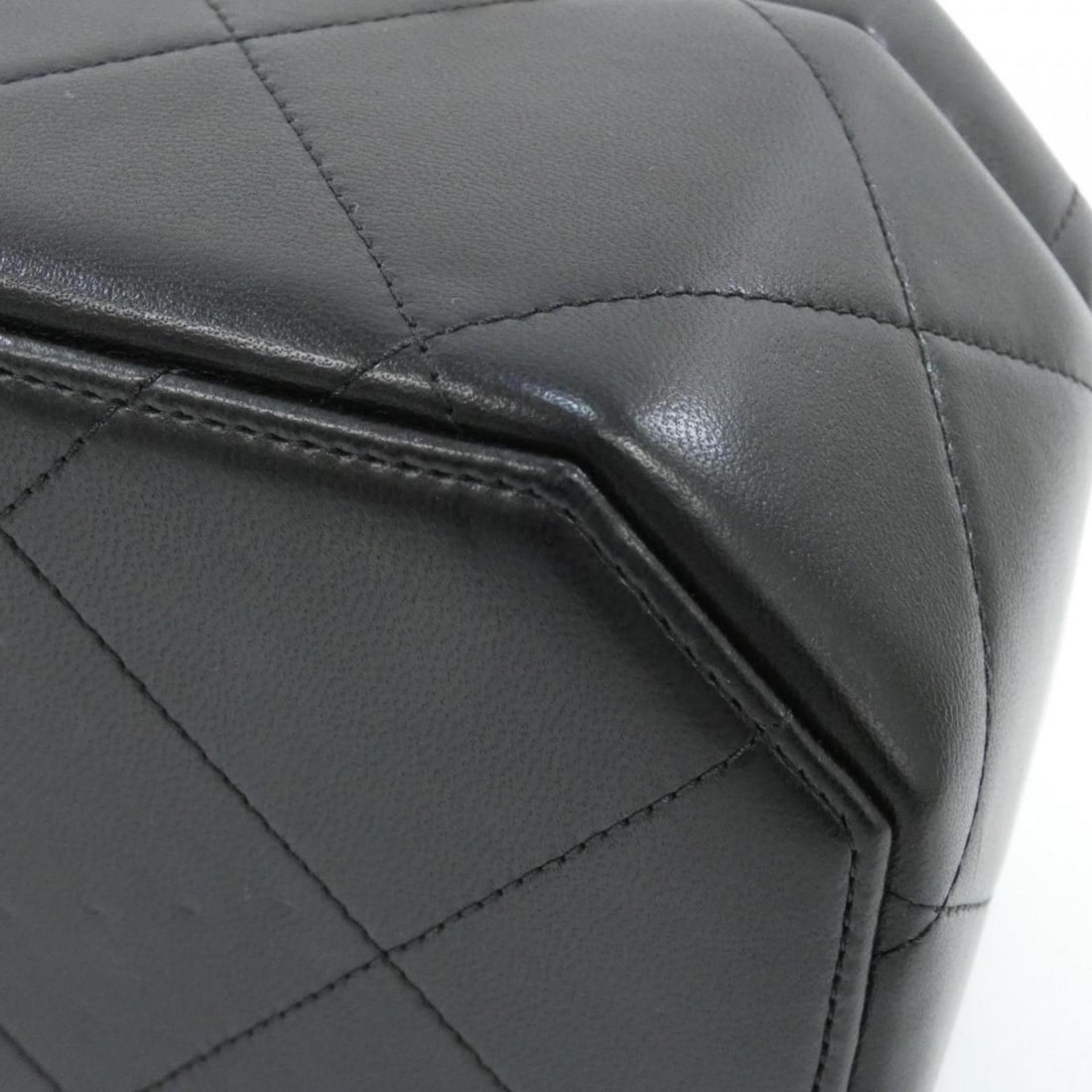 Chanel AS2630 handbag - 3