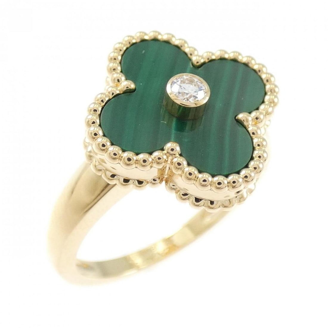 Van Cleef & Arpels Vintage Alhambra Ring: --- Catalog ---Category: SizeUS Size: 6.5Brand Size: 52Category: DesignType: Band ringColor: Yellow goldStone: Diamond, MalachiteGender: WomenMaterial: Yellow gold (18K)Category: GeneralMPN: VCARO3QM0