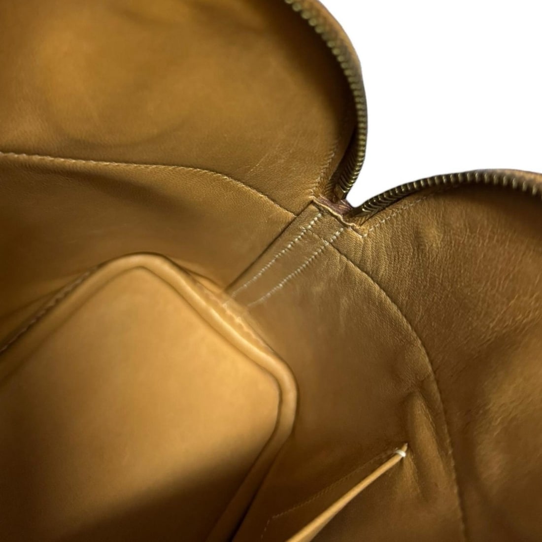 Van Cleef & Arpels Tendremont Ring - 14