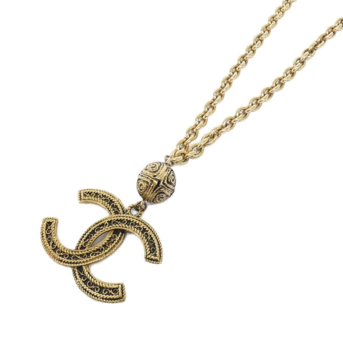 Chanel necklace: --- Catalog ---Category: SizePendant Size: 83mm x 67mm / 3.26'' x 2.63''Neck Circumference: 85 cm / 33.46''Category: DesignColor: GoldGender: WomenNecklace Type: NecklaceCategory: GeneralBrand: Chanel
