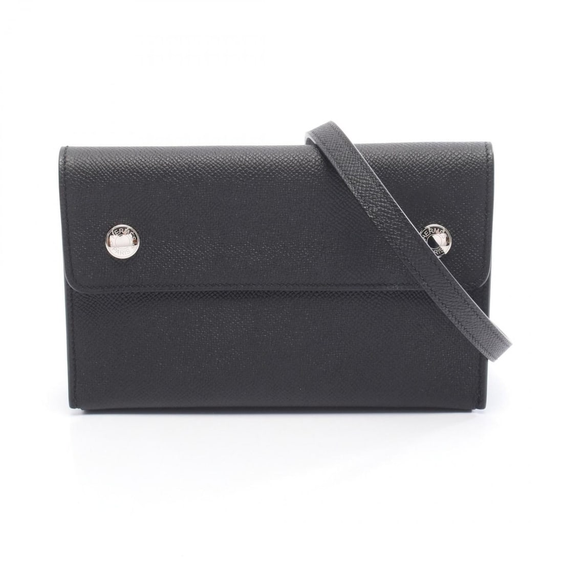 Hermes Hermès Snap To Go Shoulder Bag, Leather, Epsom Women's, Black: --- Catalog ---Category: SizeSize (HxWxD): 11cm x 18cm x 3cm / 4.33'' x 7.08'' x 1.18''Category: DesignType: Shoulder bagColor: BlackGender: WomenMaterial: Epsom leather Category: GeneralBrand: Hermes