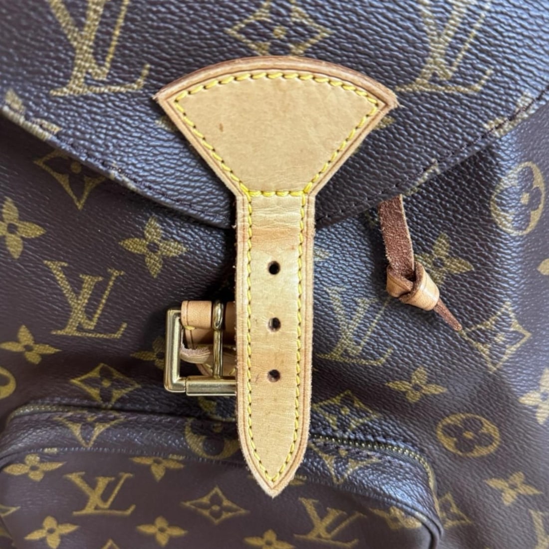 Chanel AS0323 handbag - 18