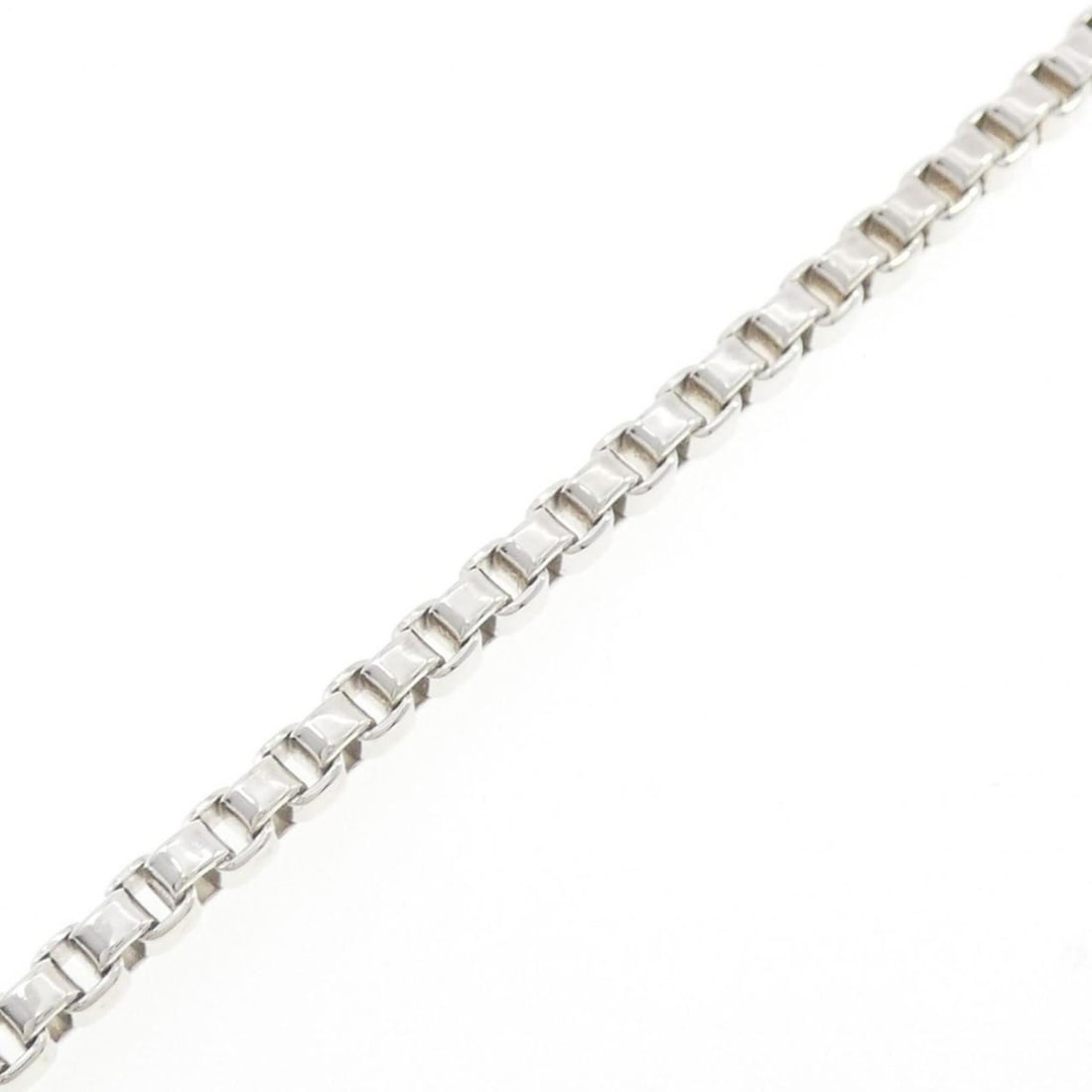 Tiffany Venetian Bracelet: --- Catalog ---Category: SizeLength: 21cm / 8.26''Category: DesignType: Charm braceletColor: SilverGender: Women,MenMaterial: Silver 925Category: GeneralBrand: Tiffany--- Item List ---Section: Conditi