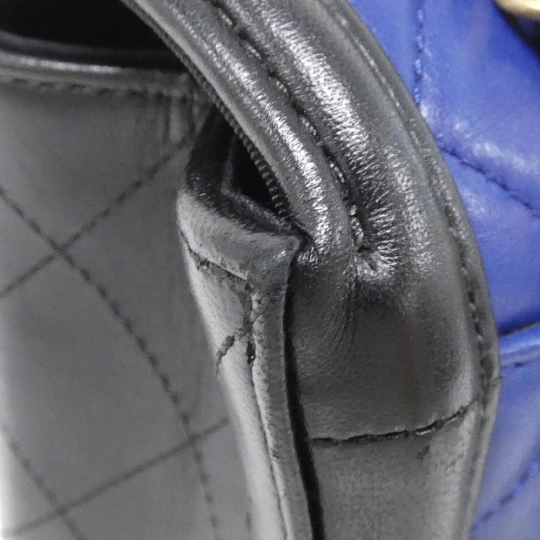 Chanel 91366 Shoulder Bag - 4