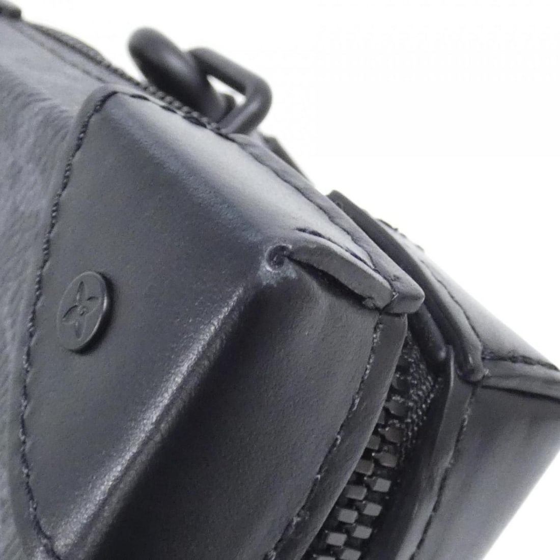 Louis Vuitton Monogram Eclipse Soft Trunk Wallet M69838 Shoulder Bag - 2