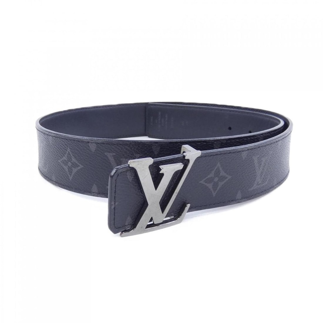 Louis Vuitton LV Initial 40mm Reversible Belt M9043: --- Catalog ---Category: SizeWidth: 4cm / 1.57''Length: 79cm - 89cm / 31.1'' - 35.03''Category: DesignType: Standard beltColor: Black, GrayGender: MenEmbellishment: AbrasionMaterial (Strap): Canvas