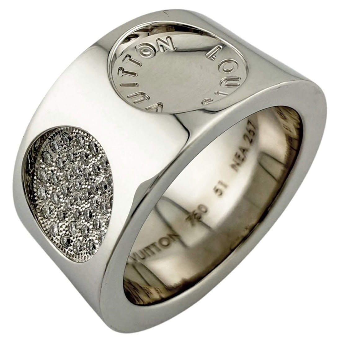 Pre-owned Louis Vuitton Grandberg Empreinte Ring, 18k gold with diamonds, for women.: --- Catalog ---Category: PackNumber in Pack: 1Category: SizeWidth: 10mm / 0.39''Weight: 15.3g / 0.53oz.JP Size: 12US Size: 6.5Category: DesignType: Band ringMetal: White GoldStone: DiamondGender: Wome