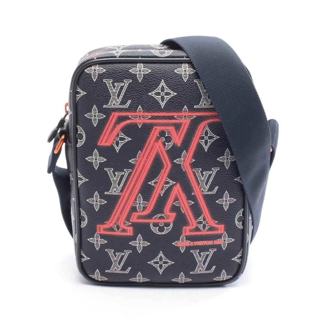 Louis Vuitton Danube PM Upside Down Shoulder Bag, Coated Canvas and Leather, Monogram Ink, Men's,: --- Catalog ---Category: SizeSize (HxWxD): 21.5cm x 16cm x 6.5cm / 8.46'' x 6.29'' x 2.55''Category: DesignType: Shoulder bagColor: Navy, Red color, WhiteGender: MenMaterial: Coated canvas , Leather C