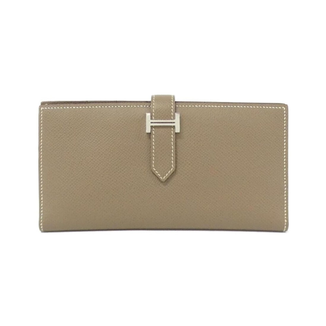 Hermes Bearn Souffle 039785CK Wallet: --- Catalog ---Category: SizeSize (HxWxD): 9cm x 17.5cm x 2cm / 3.54'' x 6.88'' x 0.78''Category: DesignType: Long wallet (bi-fold)Color: Etoupe grayGender: Men,WomenMaterial: Epsom leather Category: