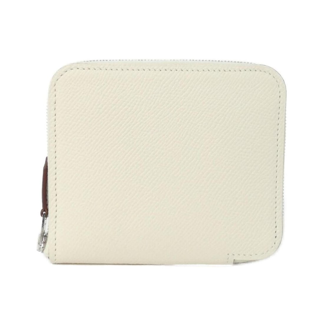 Hermes Hermès LUCKY DAISY Silk in Compact 083791CK Wallet: --- Catalog ---Category: SizeSize (HxWxD): 9cm x 11cm x 1.5cm / 3.54'' x 4.33'' x 0.59''Category: DesignType: Wallet (bi-fold)Color: Rose PurpleGender: Men,WomenMaterial: Epsom leather , Silk