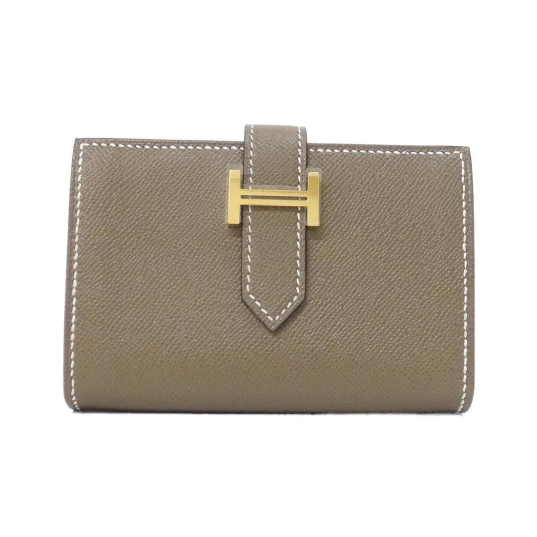 Hermes Bearn Mini 084818CC Wallet: --- Catalog ---Category: SizeSize (HxWxD): 7cm x 10cm x 2cm / 2.75'' x 3.93'' x 0.78''Category: DesignType: Wallet (bi-fold)Color: Etoupe grayGender: WomenCategory: GeneralMPN: 084818CCBrand: Hermes--