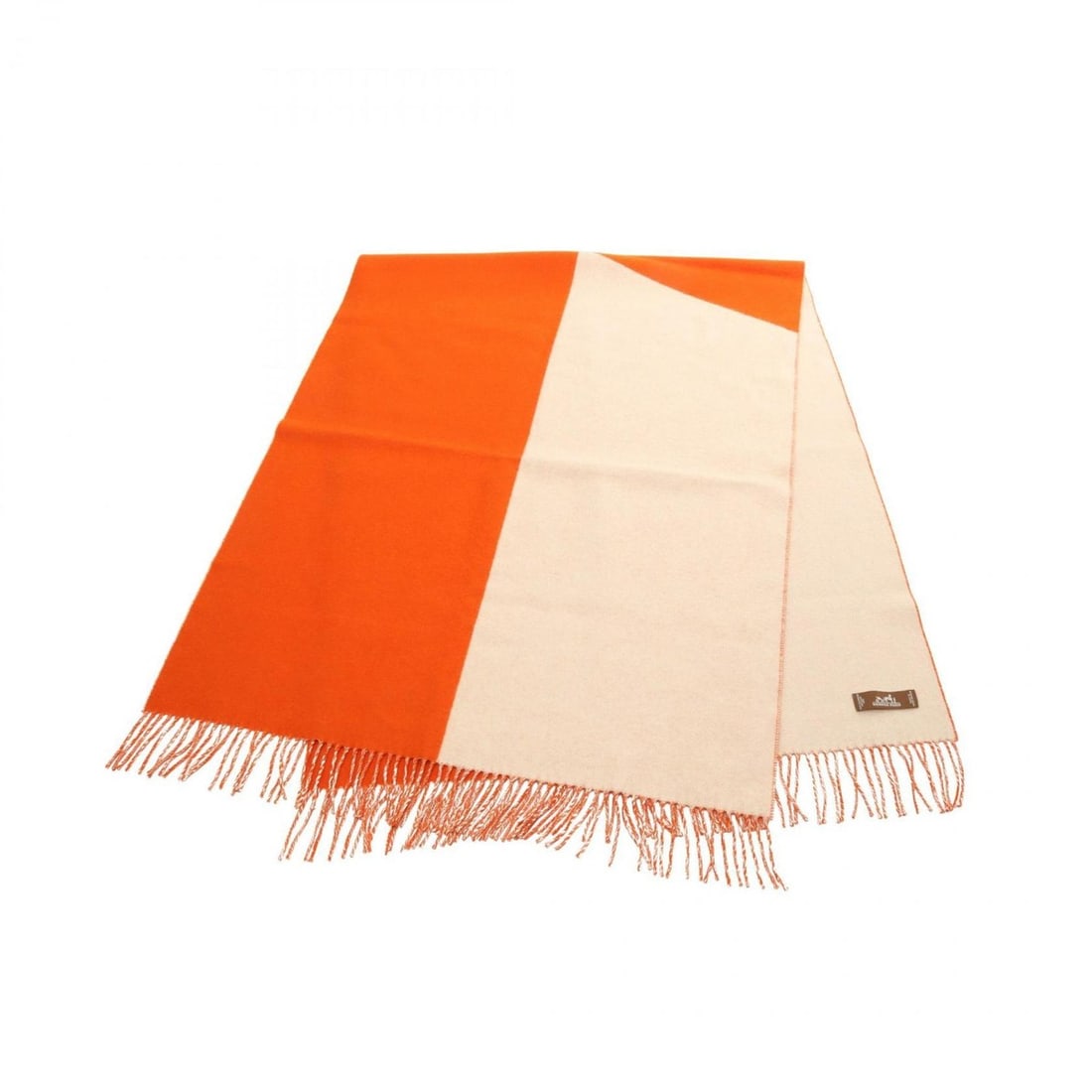 Hermes large cashmere scarf for women in orange and white: --- Catalog ---Category: SizeSize (LxW): 1.81m x 66.5cm / 71.25'' x 26.18''Category: DesignType: ShawlColor: Orange, WhiteGender: WomenMaterial: Cashmere Category: GeneralBrand: Hermes--- Item List