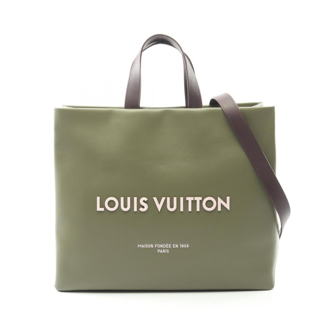 Louis Vuitton Shopper Tote MM Leather Bag, Men's, Khaki, M26082: --- Catalog ---Category: SizeSize (HxWxD): 33cm x 40cm x 15cm / 12.99'' x 15.74'' x 5.9''Category: DesignType: Tote bagColor: KhakiGender: MenMaterial: Cuir Ombre leather Category: GeneralMPN: M26082B
