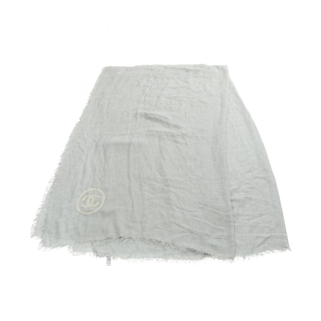 CHANEL Coco Mark Scarf/Shawl, Silk, Women's, Gray: --- Catalog ---Category: SizeSize (LxW): 2.04m x 1.32m / 80.7'' x 51.96''Category: DesignType: StoleColor: GrayGender: WomenMaterial: Silk Category: GeneralBrand: Chanel--- Item List ---Section: Condi
