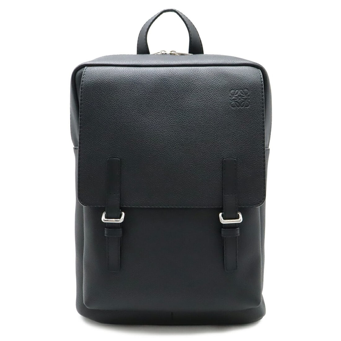 LOEWE Anagram Military Backpack in Black Leather (B553J18X01): --- Catalog ---Category: SizeSize (HxWxD): 38.5cm x 27cm x 10.5cm / 15.15'' x 10.62'' x 4.13''Category: DesignType: BackpackColor: BlackGender: Women,MenMaterial: Leather Category: GeneralMPN: B553J18