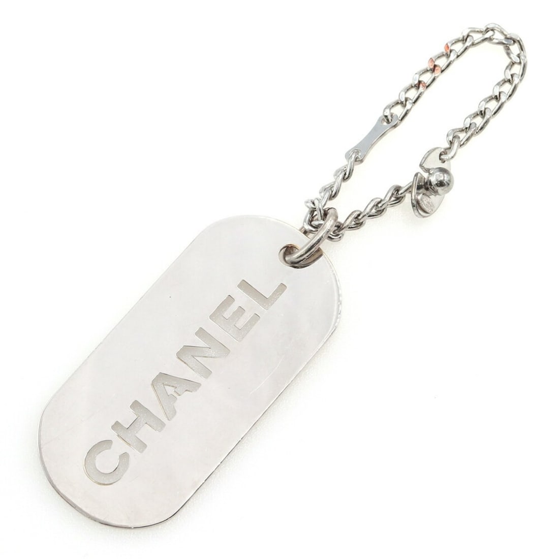 Chanel Bag Charm A25216 Silver Metal 04V 2004 Model Keychain Key Ring Plate Women's CHANEL: --- Catalog ---Category: DesignType: KeyringColor: SilverGender: Women,MenMaterial: MetalCategory: GeneralBrand: Chanel--- Item List ---Section: ConditionRanking: Rank AB Used - Traces of usage, scrat