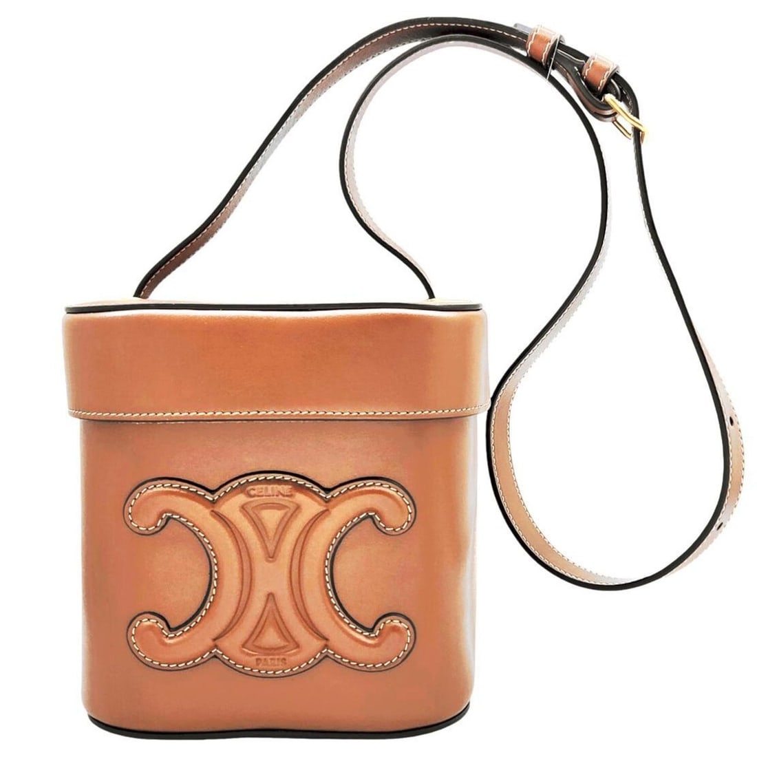 CELINE Cuir Triomphe Box Leather Brown Shoulder Bag Vanity for Women: --- Catalog ---Category: SizeSize (HxWxD): 16cm x 15cm x 15cm / 6.29'' x 5.9'' x 5.9''Category: DesignType: Shoulder bagColor: BrownGender: WomenMaterial: Leather Category: GeneralBrand: Celine--- Ite