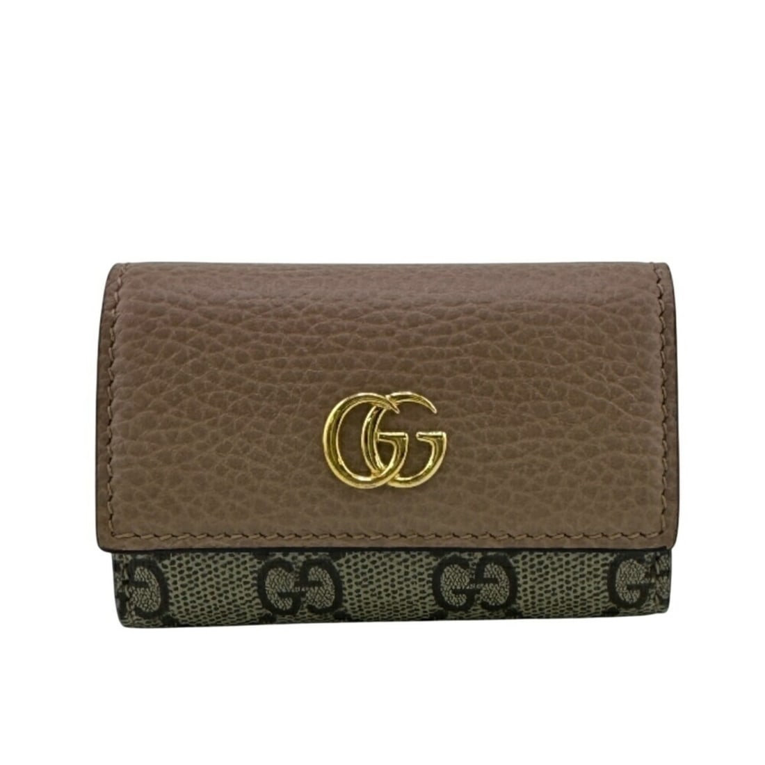 GUCCI Gucci Bifold Leather Key Case Beige Unisex: --- Catalog ---Category: SizeSize (HxWxD): 6cm x 9.5cm / 2.36'' x 3.74''Category: DesignColor: BeigeGender: UnisexMaterial: GG Supreme Category: GeneralBrand: Gucci--- Item List ---Section: ConditionR