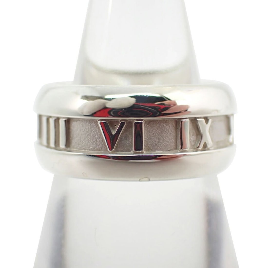 TIFFANY 925 Atlas Wide Ring, size 13: --- Catalog ---Category: SizeUS Size: 6.5Brand Size: 53Category: DesignType: Band ringGender: WomenMaterial: Sterling silver 925Category: GeneralBrand: Tiffany--- Item List ---Section: ConditionRankin