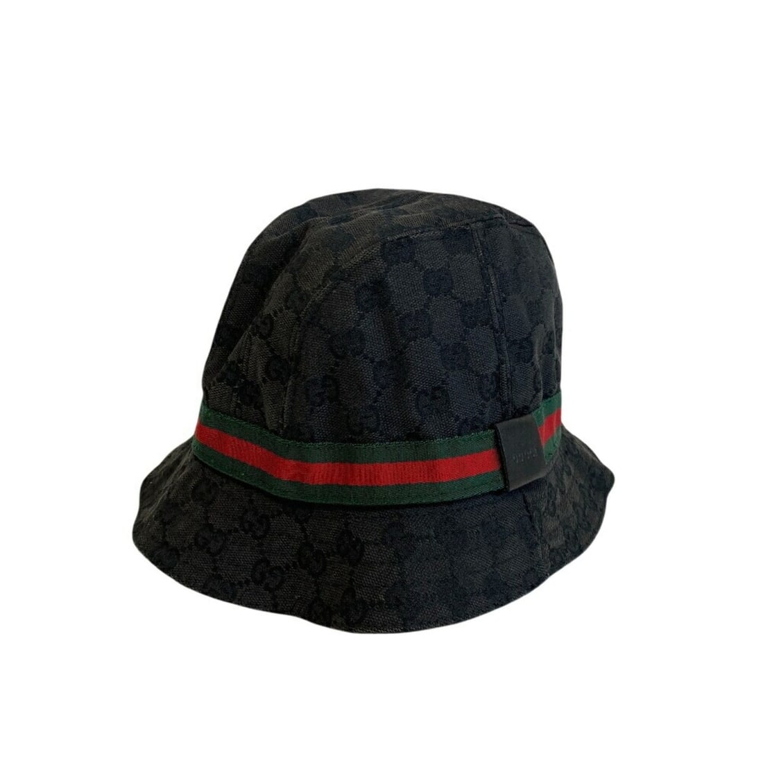 GUCCI Shelly GG Bucket Hat in Black: --- Catalog ---Category: DesignType: Bucket hatColor: BlackPadding: No paddingMaterial: Polyester , Cotton Category: GeneralBrand: GucciCategory: MeasurementsUS Size: LCircumference: 56cm / 22.04''---