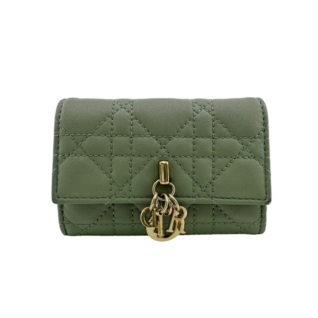 Christian Dior Dior Glycine Wallet, Lady Cannage Bifold Green, Women's: --- Catalog ---Category: SizeSize (HxWxD): 8cm x 11cm / 3.14'' x 4.33''Category: DesignType: Wallet (bi-fold)Color: GreenGender: WomenMaterial: Leather Category: GeneralBrand: Christian Dior--- Item L