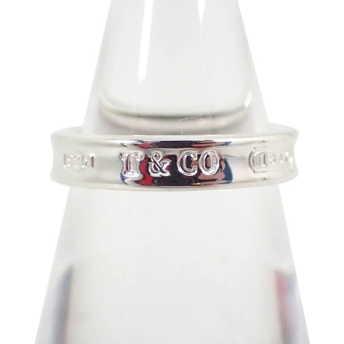 TIFFANY 925 1837 Narrow Ring, size 9: --- Catalog ---Category: SizeUS Size: 5Brand Size: 49Category: DesignType: Band ringGender: WomenMaterial: Sterling silver 925Category: GeneralBrand: Tiffany--- Item List ---Section: