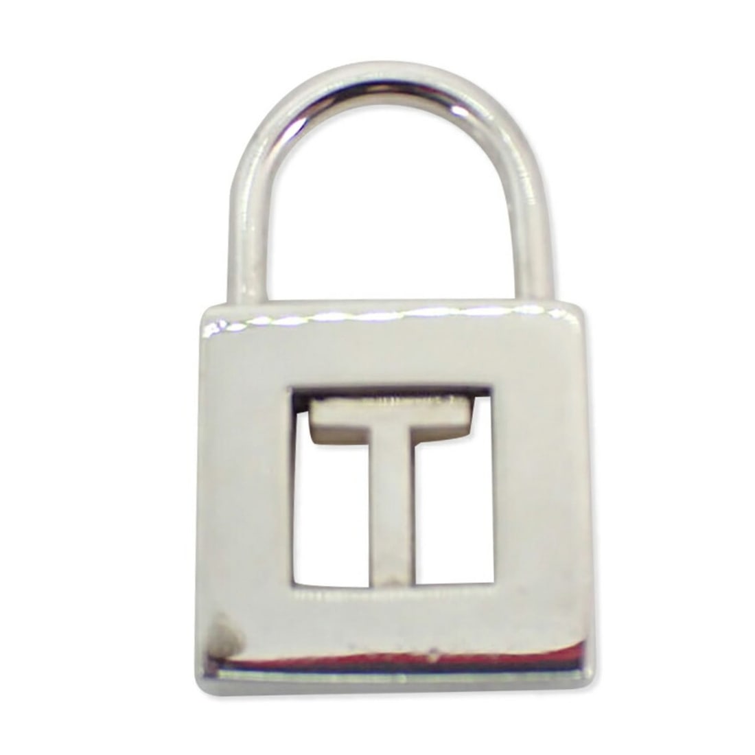 TIFFANY 925 Cadena Initial T Pendant Top: --- Catalog ---Category: SizePendant Size: 23mm x 13.7mm / 0.9'' x 0.53''Category: DesignGender: WomenMaterial: Sterling silver 925Necklace Type: PendantCategory: GeneralBrand: Tiffany--- Item List