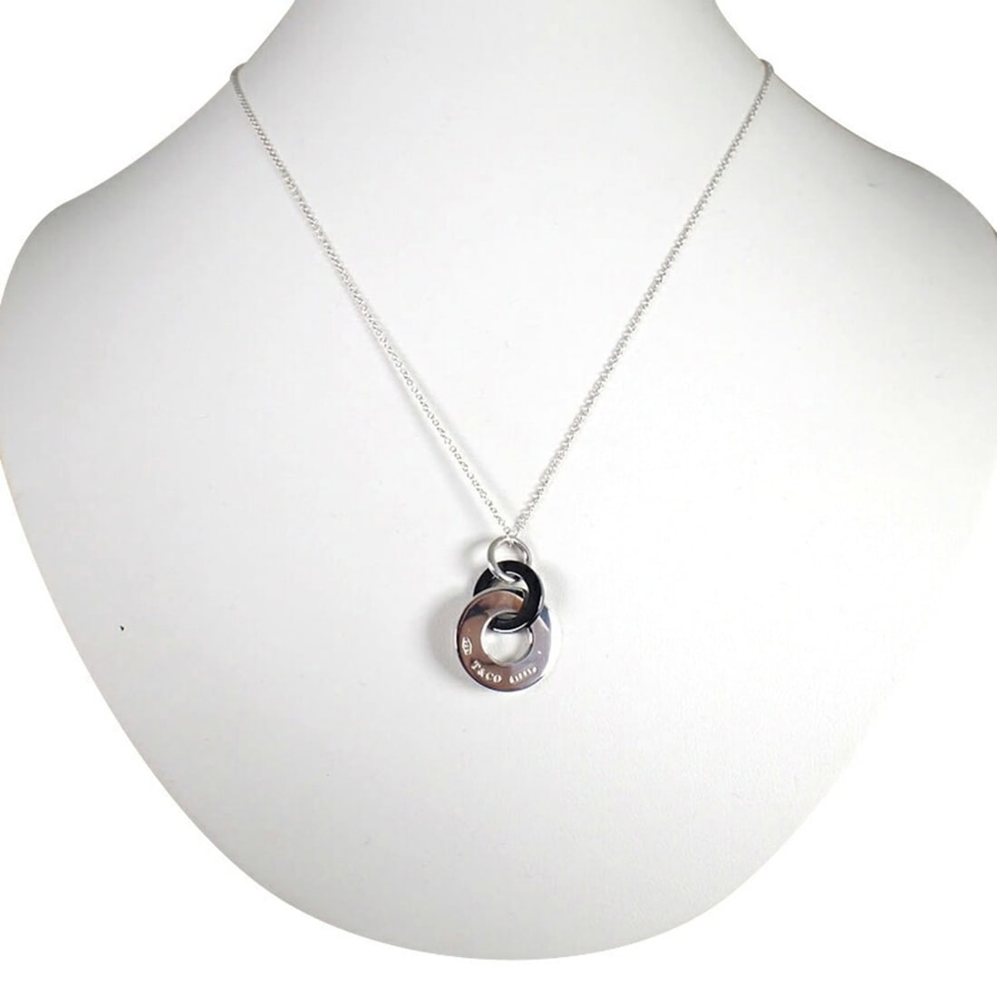 TIFFANY 925 Titanium 1837 Interlocking Circle Necklace: --- Catalog ---Category: SizeNeck Circumference: 46 cm / 18.11''Category: DesignGender: WomenMaterial: Sterling silver 925, TitaniumNecklace Type: NecklaceCategory: GeneralBrand: Tiffany--- Item List