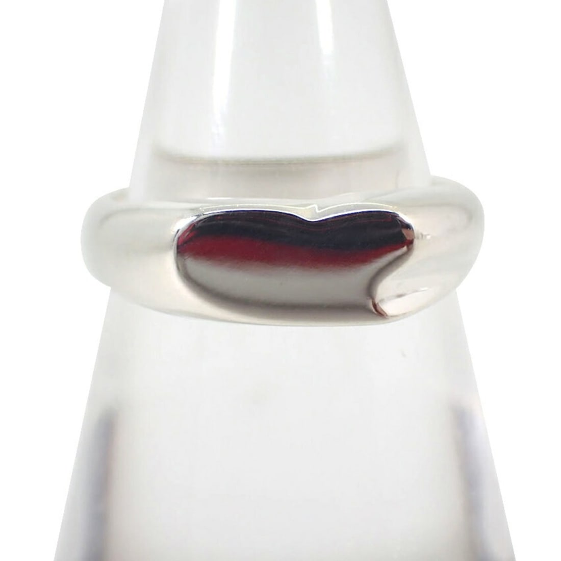 TIFFANY 925 Signet Heart Ring, size 11: --- Catalog ---Category: SizeUS Size: 6Brand Size: 51Category: DesignType: Band ringGender: WomenMaterial: Sterling silver 925Category: GeneralBrand: Tiffany--- Item List ---Section: