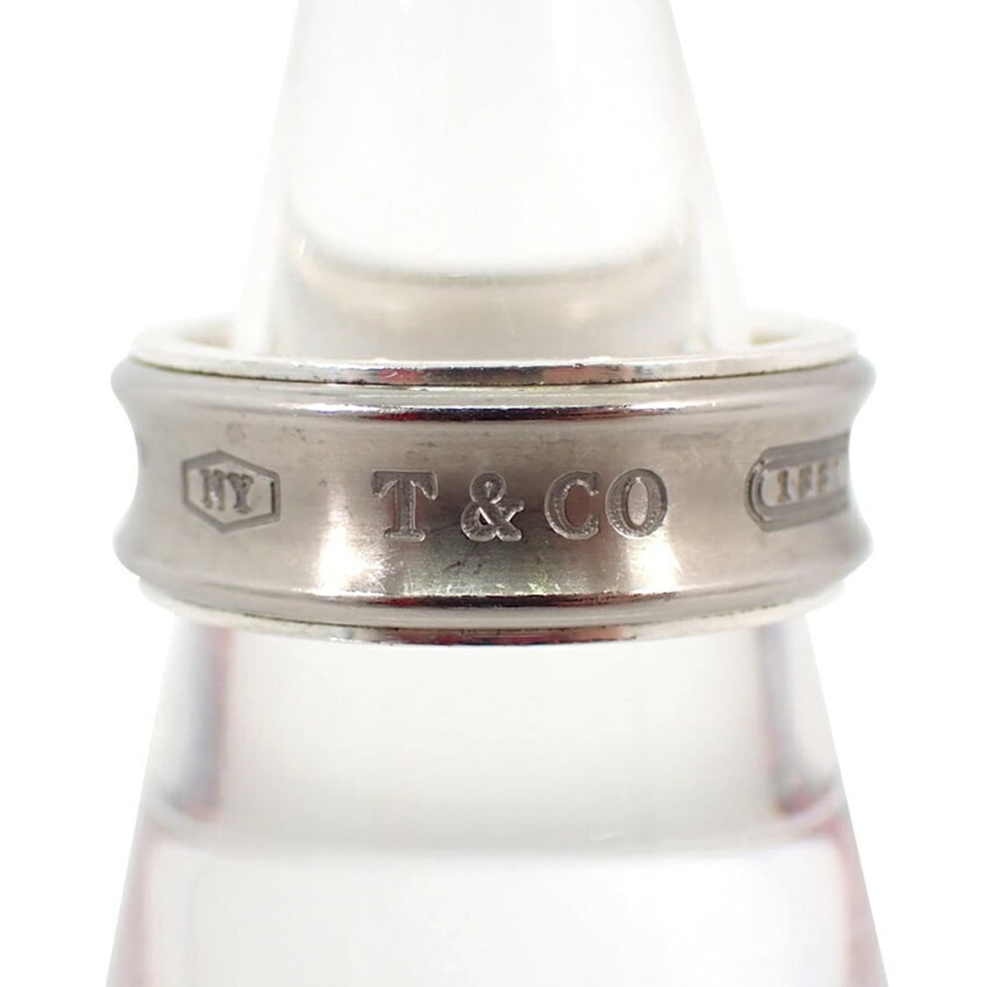 TIFFANY 925 Titanium 1837 Ring Size 16: --- Catalog ---Category: SizeUS Size: 10.5Brand Size: 62Category: DesignType: Band ringGender: WomenMaterial: Sterling silver 925Category: GeneralBrand: Tiffany--- Item List ---Section: