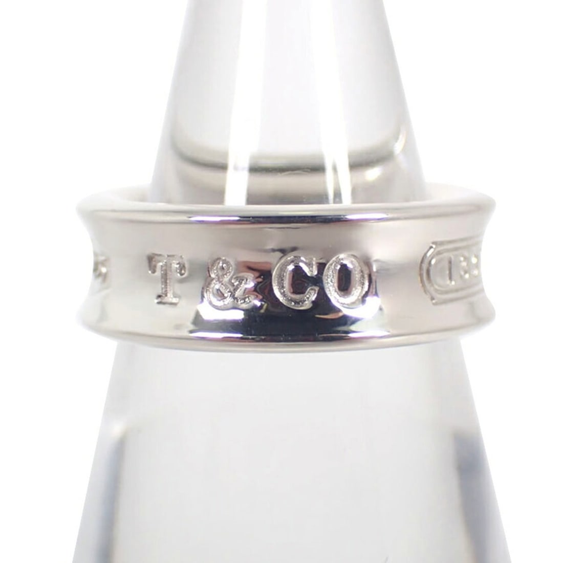 TIFFANY 925 1837 Ring Size 13: --- Catalog ---Category: SizeUS Size: 6.5Brand Size: 53Category: DesignType: Band ringGender: WomenMaterial: Sterling silver 925Category: GeneralBrand: Tiffany--- Item List ---Section: