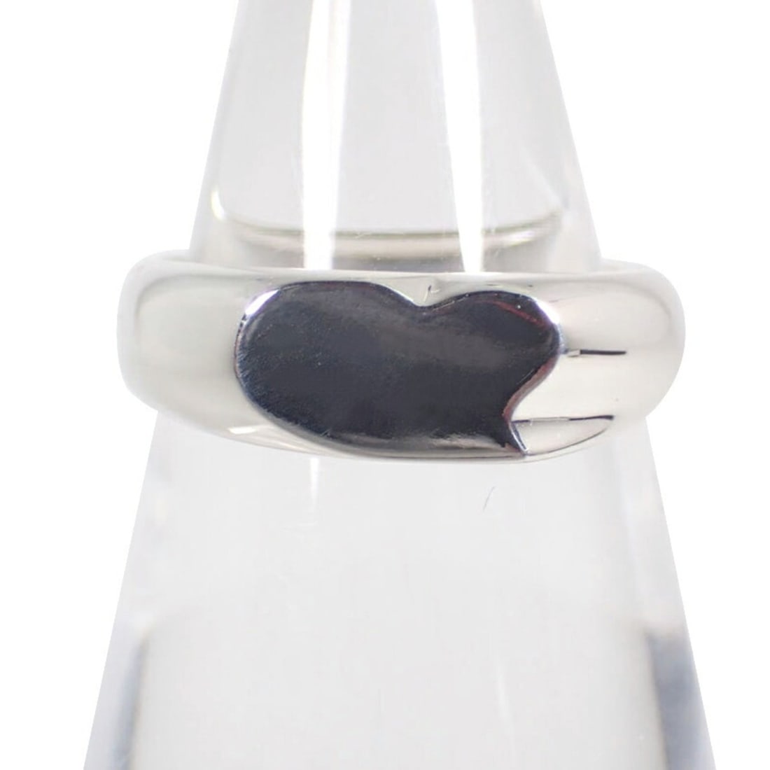 TIFFANY 925 Signet Heart Ring, size 10.5: --- Catalog ---Category: SizeUS Size: 5.5Brand Size: 50Category: DesignType: Band ringGender: WomenMaterial: Sterling silver 925Category: GeneralBrand: Tiffany--- Item List ---Section: ConditionRankin