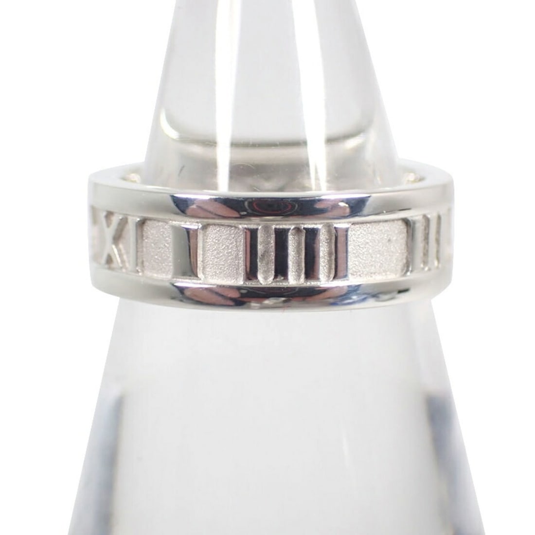 TIFFANY 925 Atlas Ring, size 12: --- Catalog ---Category: SizeUS Size: 6.5Brand Size: 52Category: DesignType: Band ringGender: WomenMaterial: Sterling silver 925Category: GeneralBrand: Tiffany--- Item List ---Section: ConditionRankin