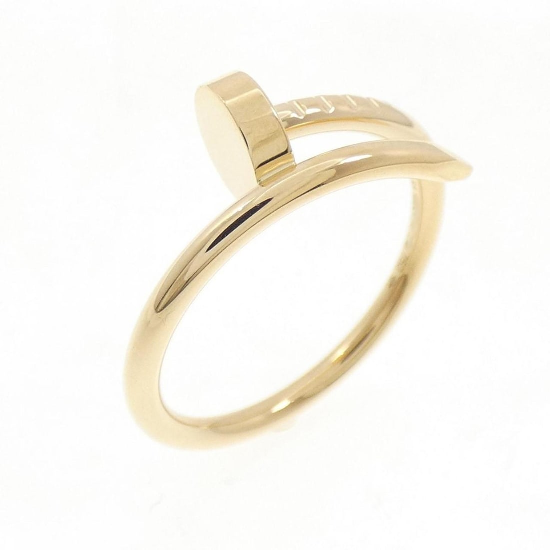 Cartier Juste un Clou small ring: --- Catalog ---Category: SizeUS Size: 6Brand Size: 51Category: DesignType: Band ringGender: WomenMaterial: Yellow gold (18K)Category: GeneralMPN: B4225900Brand: Cartier--- Item List ---Section: Condit