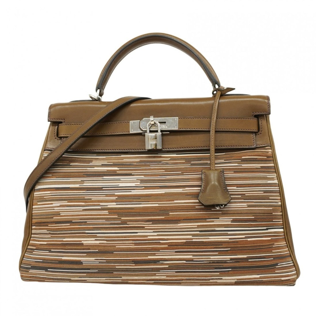 Hermes Hermès Kelly 32 Vibrato Olive Handbag with E Stamp, 2-Way Bag for Women: --- Catalog ---Category: SizeSize (HxWxD): 23cm x 32cm x 12.5cm / 9.05'' x 12.59'' x 4.92''Category: DesignType: HandbagColor: OliveGender: WomenMaterial: Vibrato leather Hardware Color: SilverCategor