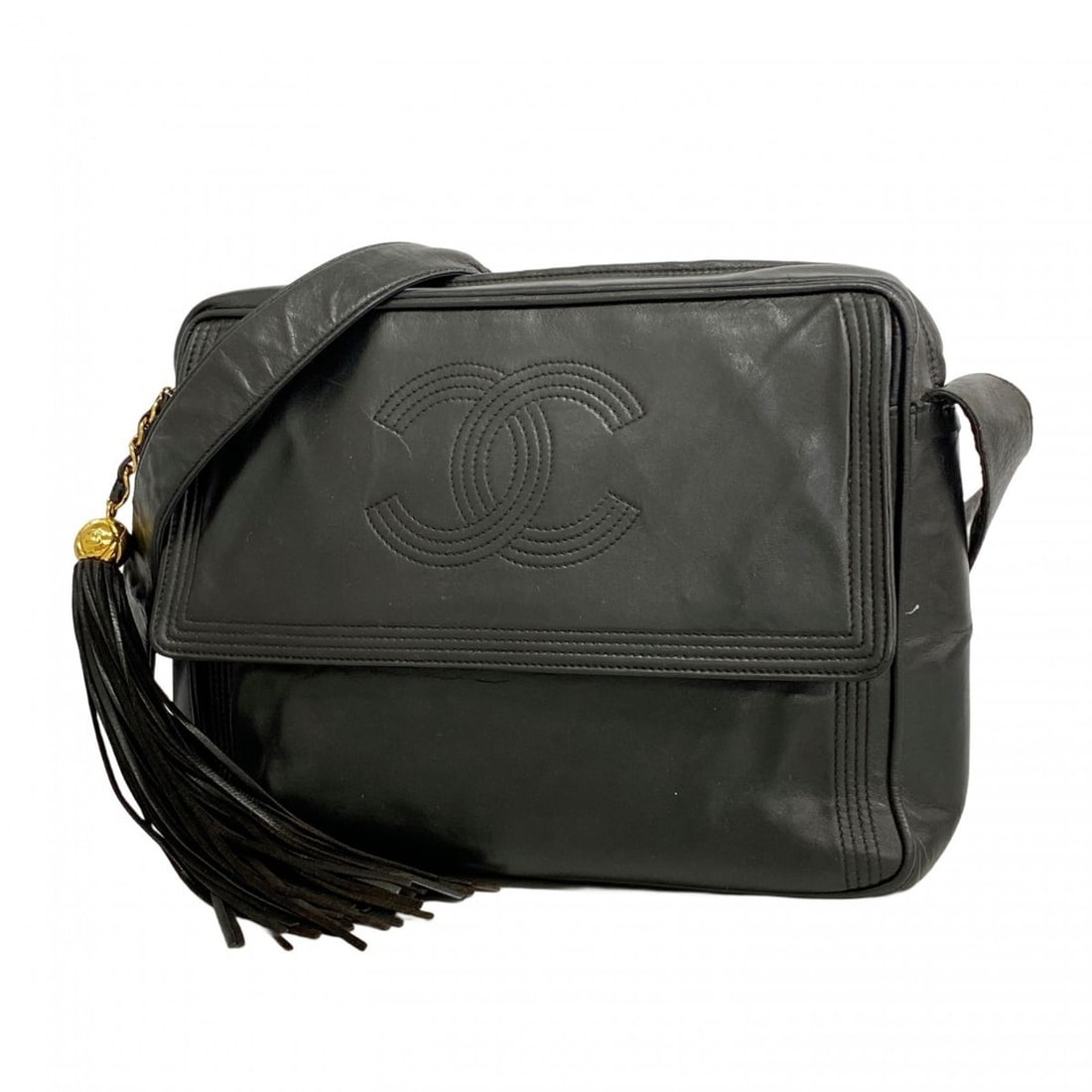 Chanel shoulder bag, lambskin, black, women's: --- Catalog ---Category: SizeSize (HxWxD): 19cm x 27cm x 7.5cm / 7.48'' x 10.62'' x 2.95''Category: DesignType: Shoulder bagColor: BlackGender: WomenMaterial: Leather Hardware Color: GoldLeather/Fur T