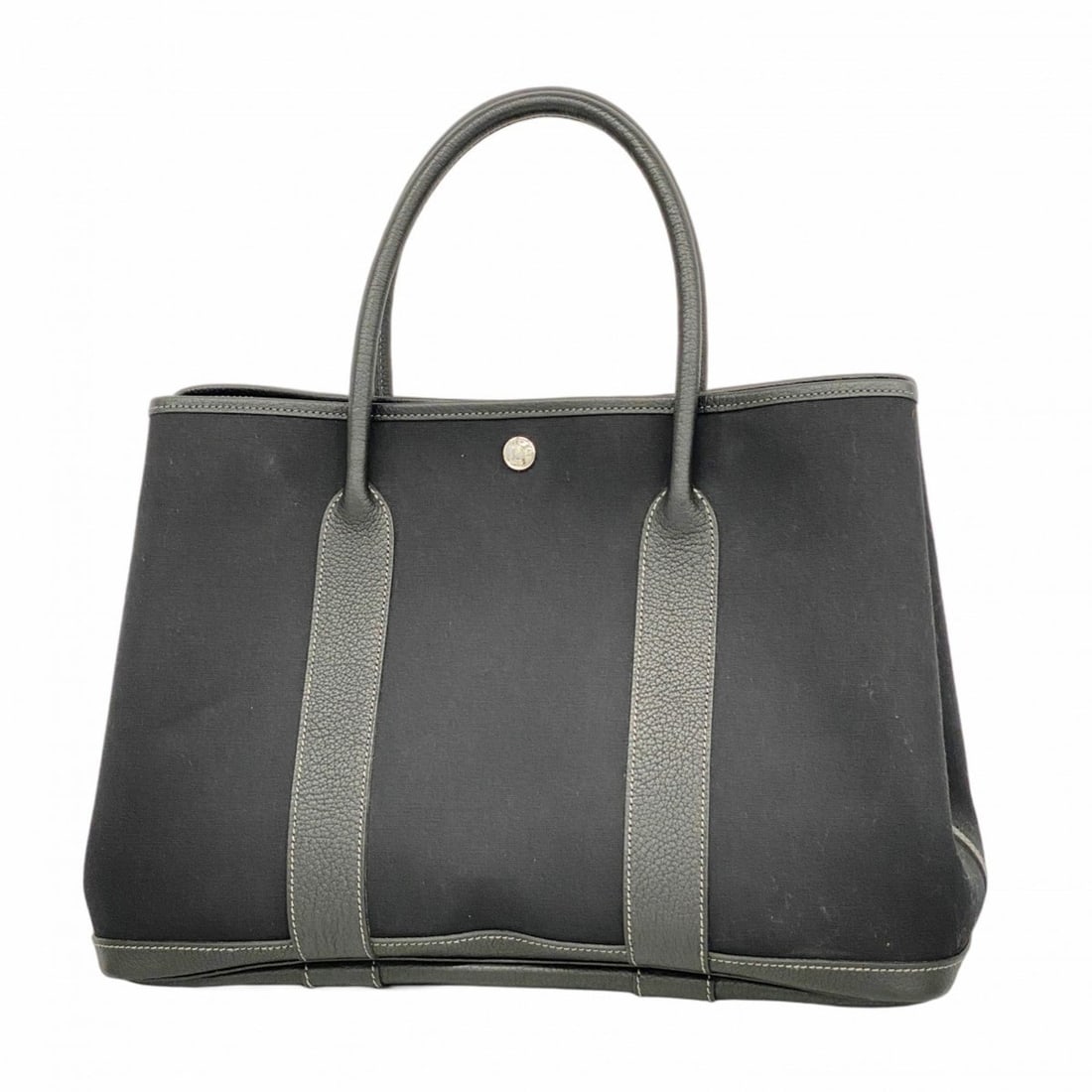 Hermes Hermès Garden PM Toile Officier Tote Bag, Black, I Stamp, Women's: --- Catalog ---Category: SizeSize (HxWxD): 26cm x 36cm x 17cm / 10.23'' x 14.17'' x 6.69''Category: DesignType: Tote bagColor: BlackGender: WomenMaterial: Toile officier Hardware Color: SilverCategory