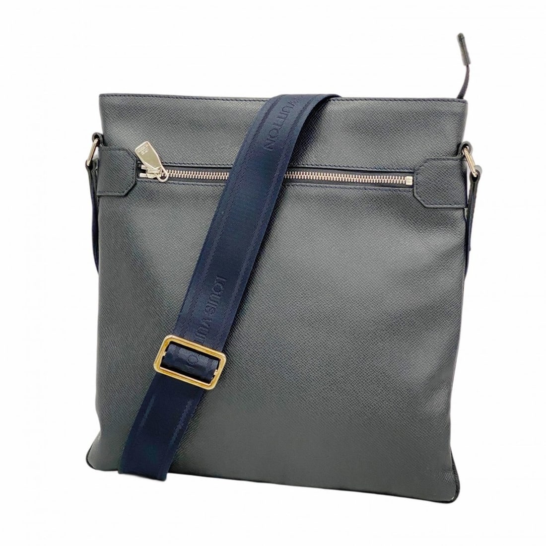 Louis Vuitton Taiga Sasha Shoulder Bag M32629 for Men (1 of 17)