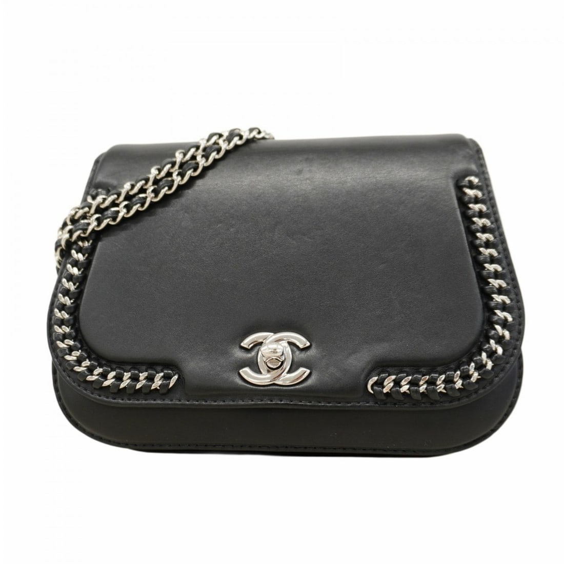 Chanel Shoulder Bag W Chain Lambskin Black Women's: --- Catalog ---Category: SizeSize (HxWxD): 15cm x 20cm x 6cm / 5.9'' x 7.87'' x 2.36''Category: DesignType: Shoulder bagColor: BlackGender: WomenMaterial: Leather Hardware Color: SilverLeather/Fur Typ