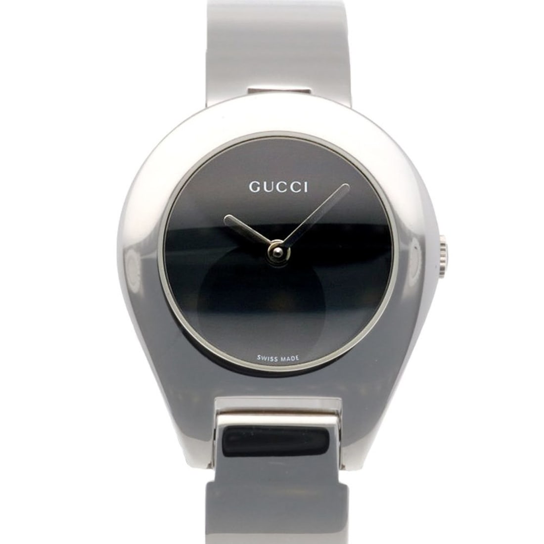 Gucci Watch, Stainless Steel, 6700L Quartz Movement, Refinished, Pre-Owned, Women's, Non-Waterproof: --- Catalog ---Category: SizeWrist Size: 15.5cm - 17.5cm / 6.1'' - 6.88''Case Diameter: 25.5mm / 1''Category: DesignType: WristwatchGender: Men,WomenColor (Dial): BlackMaterial (Band): Stainless steel