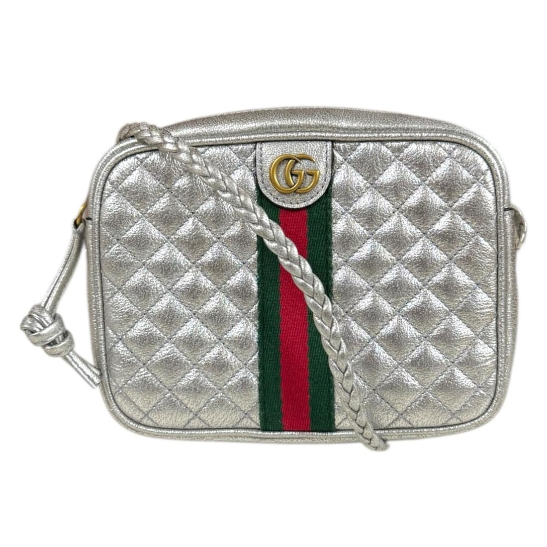 Pre-owned Gucci quilted mini shoulder bag, GG Marmont 536441, silver, women's.: --- Catalog ---Category: SizeSize (HxWxD): 13cm x 17cm x 5cm / 5.11'' x 6.69'' x 1.96''Category: DesignType: Shoulder bagColor: SilverGender: WomenMaterial: Leather Category: GeneralMPN: 536441Brand: