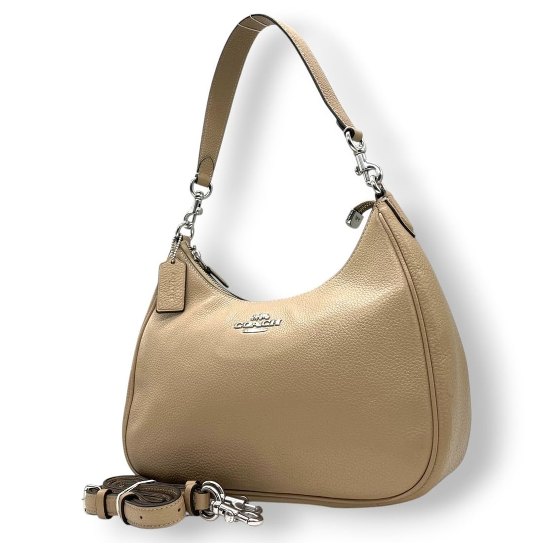 Coach Chelsea Hobo Shoulder Bag, Beige/Light Beige Leather, with Chain and Silver Hardware, Women's,: --- Catalog ---Category: SizeSize (HxWxD): 22cm x 28cm x 9cm / 8.66'' x 11.02'' x 3.54''Category: DesignType: Shoulder bagColor: Beige, Light beigeGender: WomenMaterial: Leather Category: GeneralMPN: