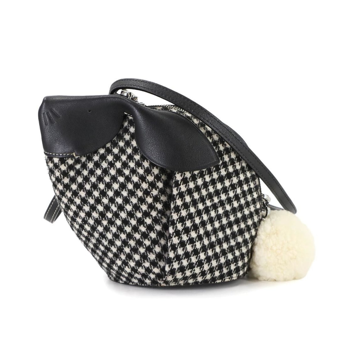 LOEWE Bunny Mini Shoulder Bag in Wool, Leather, Shearling, Houndstooth, Black, and White Rabbit: --- Catalog ---Category: SizeSize (HxWxD): 16cm x 19cm x 8.5cm / 6.29'' x 7.48'' x 3.34''Category: DesignType: Shoulder bagColor: Black, WhiteGender: WomenMaterial: Wool , Leather Category: GeneralBra